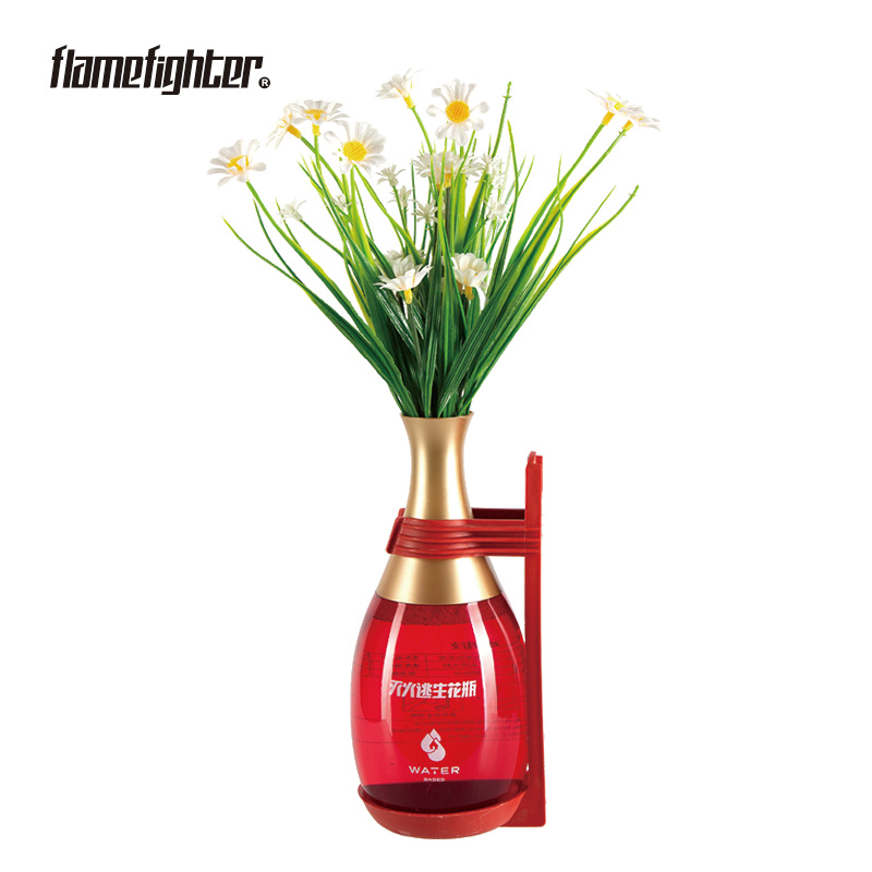 Water-based escape vase | 逃生花瓶
